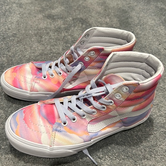 Vans Sk8- Hi Festival Dream High Top Sneakers in Pink, Blue, Orange Tie Dye - Picture 6 of 6